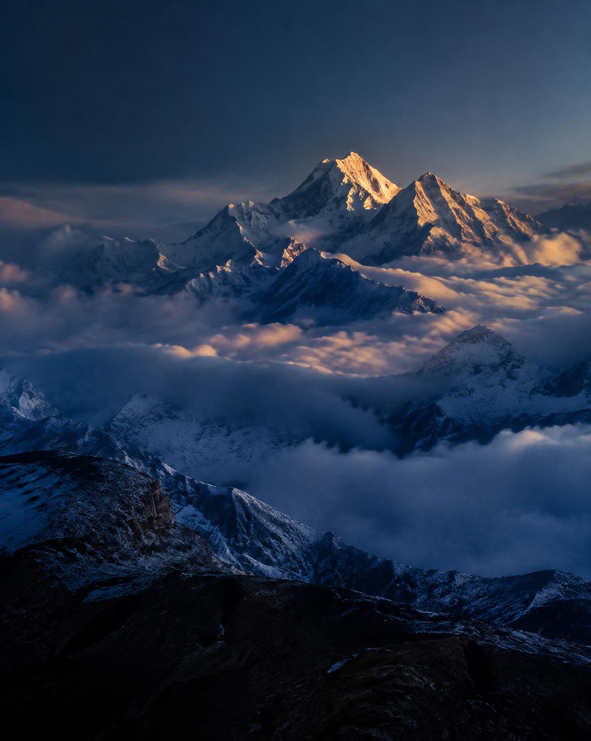 MOUNTAIN